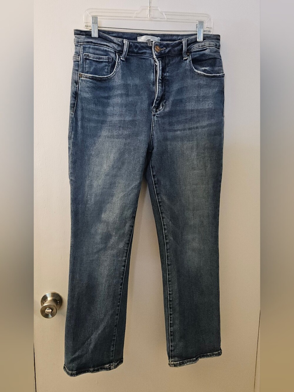 Women's Mid-Rise Ankle Straight Jeans in Faded Blue